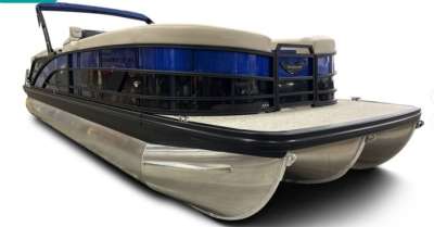 2025 Bennington M Quad Bench 26 MFB