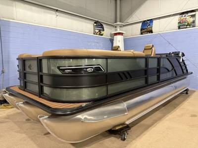 2026 Bentley Pontoons BOLT 223
